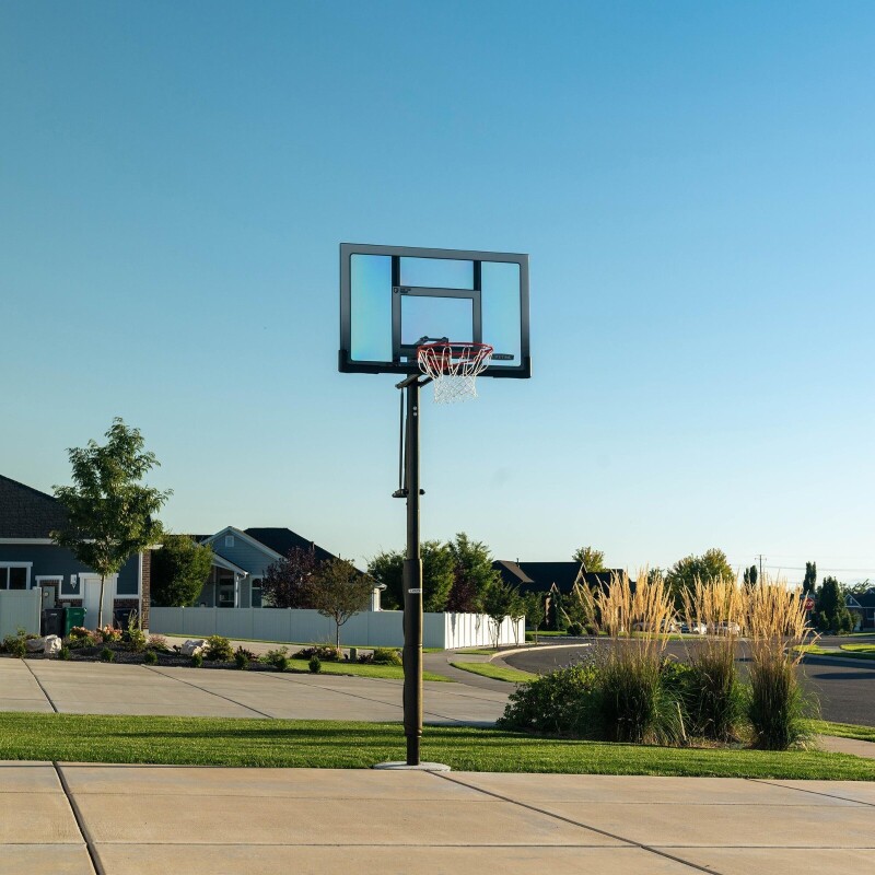 LIFETIME 71281 Basketbola pārvietojamais komplekts (2.28 - 3.04m) ( ar Power Lift!)