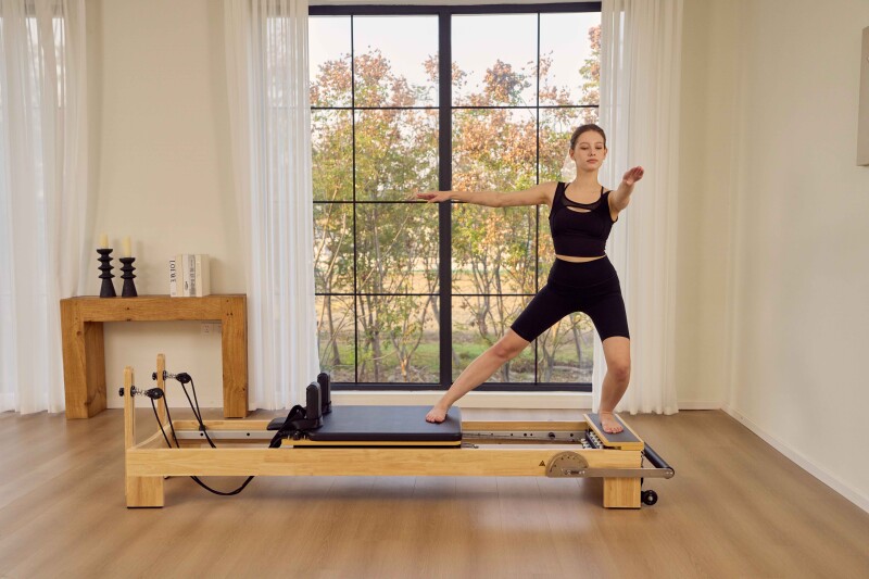 Professional Pilates Reformer Made of Solid Wood 60R