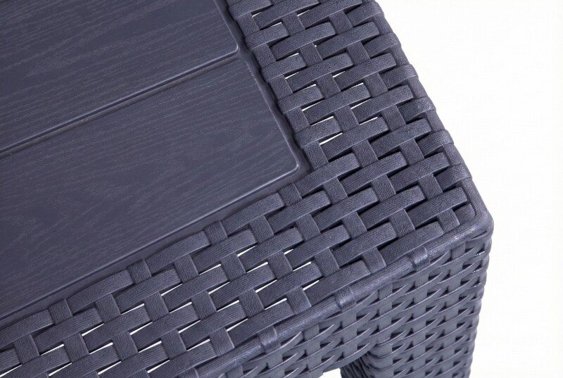 Ротанговый комплект мебели: 2 кресла, стол