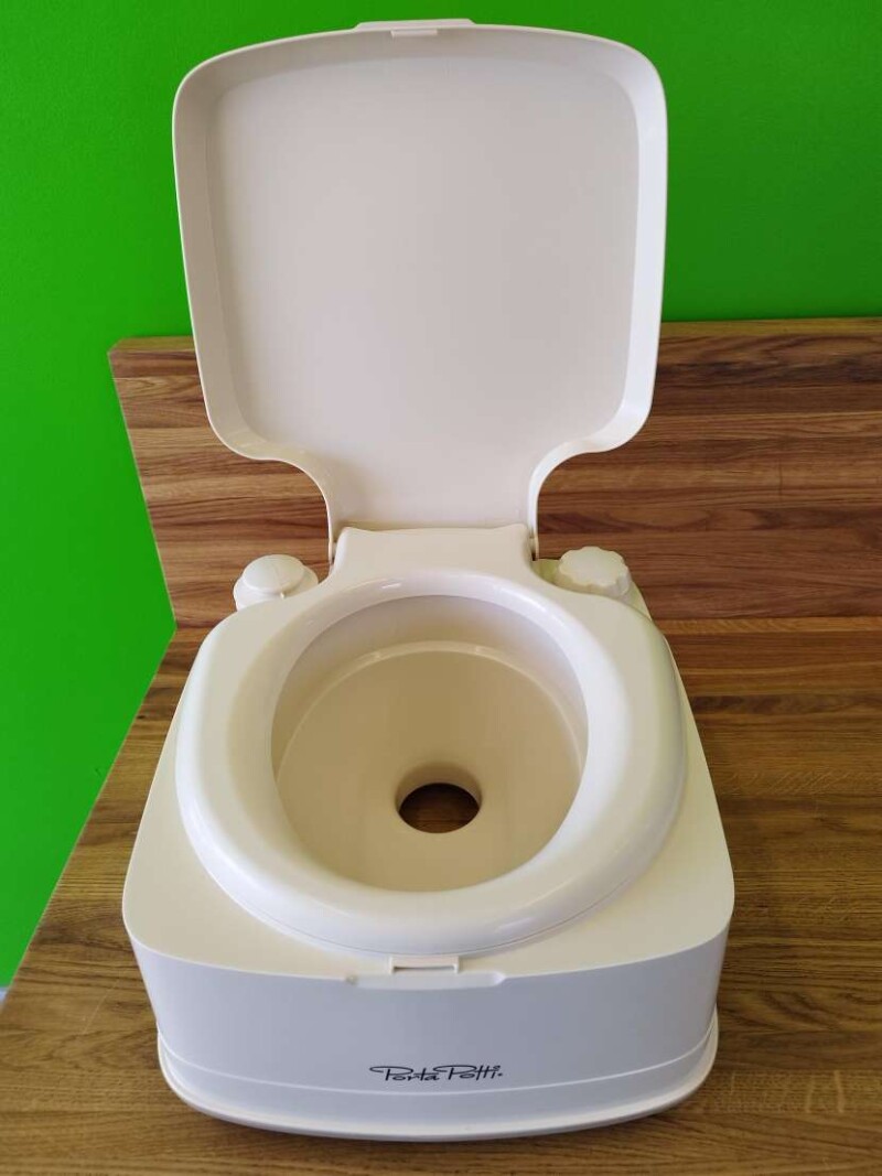 Augšējā tvertne no Thetford Porta Potti Qube 165 LUXE