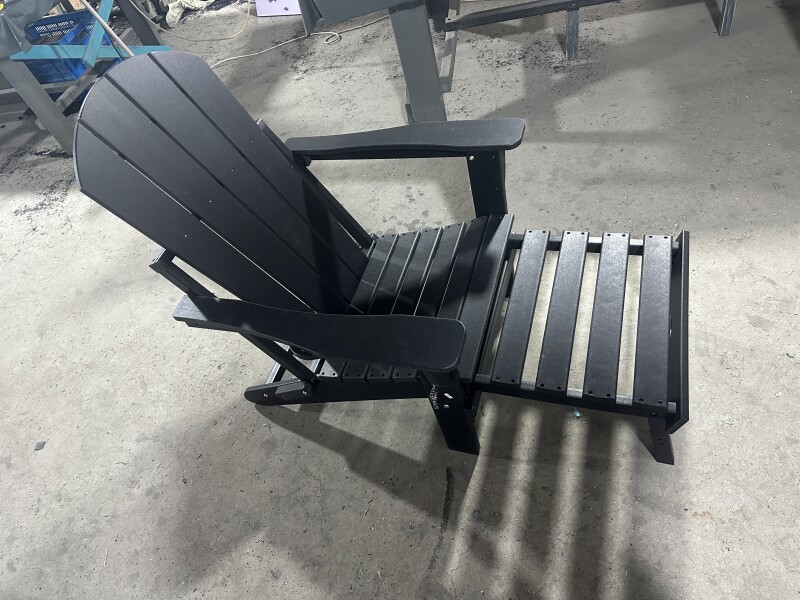 Dārza krēsls Adirondack ar kāju balstu, melns