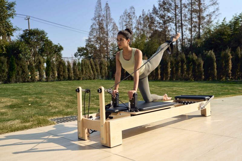 Professional Pilates Reformer Made of Solid Wood 60R