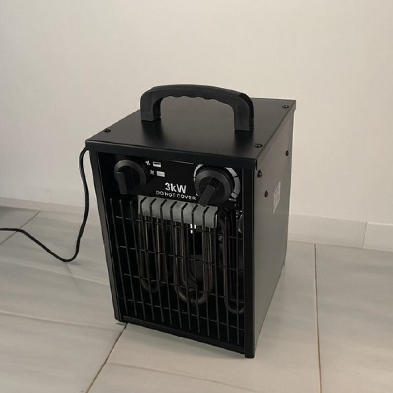 Elektriskais sildītājs 3000W