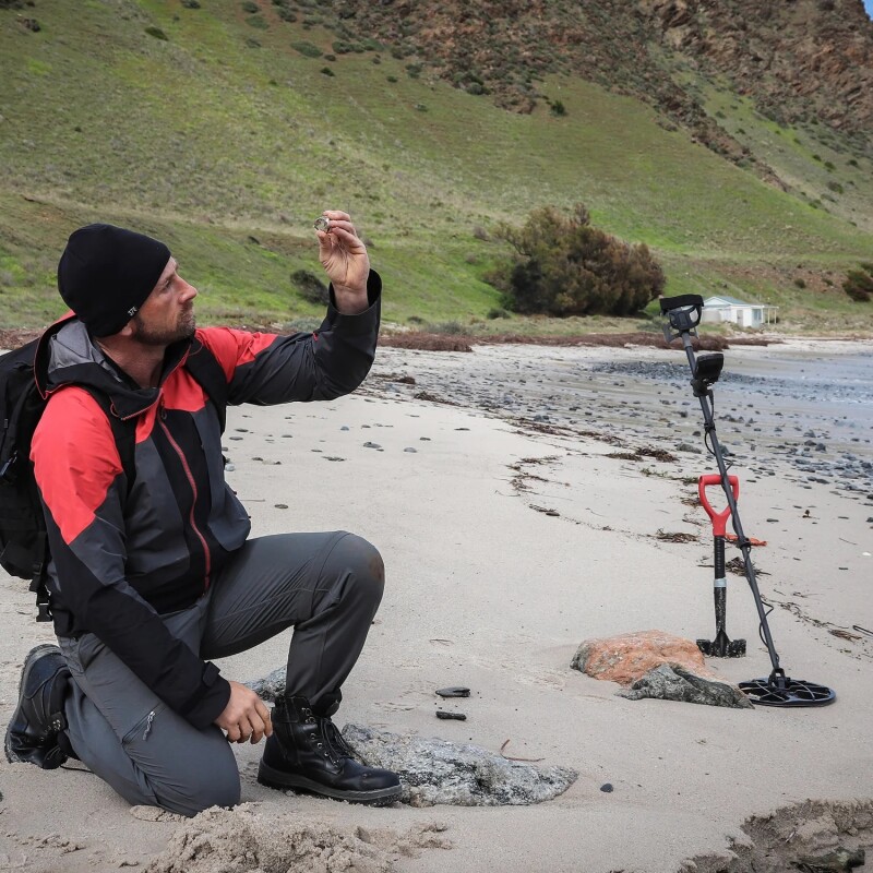 Metāla detektors Minelab Manticore + 2 DĀVANAS: Spole 9″ M9 Double + PRO-FIND 40 Metāla detektors Minelab Manticore + 2 DĀVANAS: Spole 9″ M9 Double + PRO-FIND 40