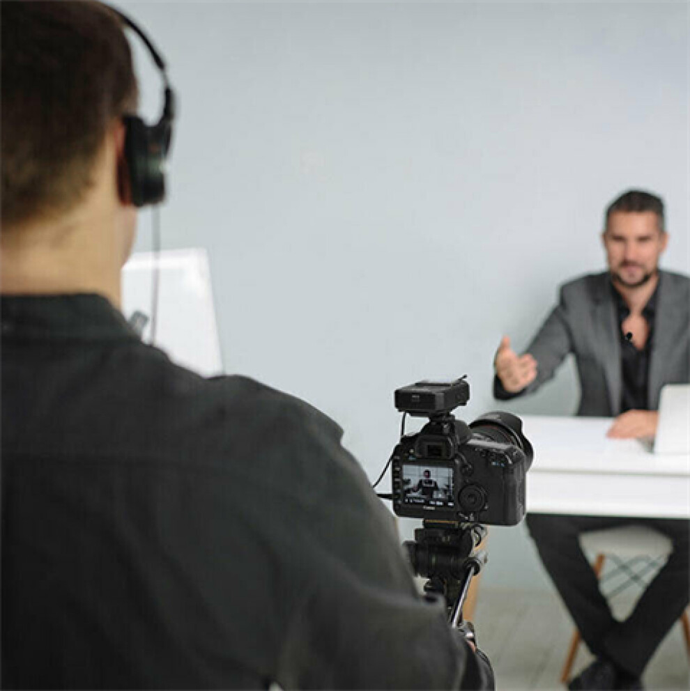 Boya UHF Dual Lavalier Microphone Wireless BY-WM6S