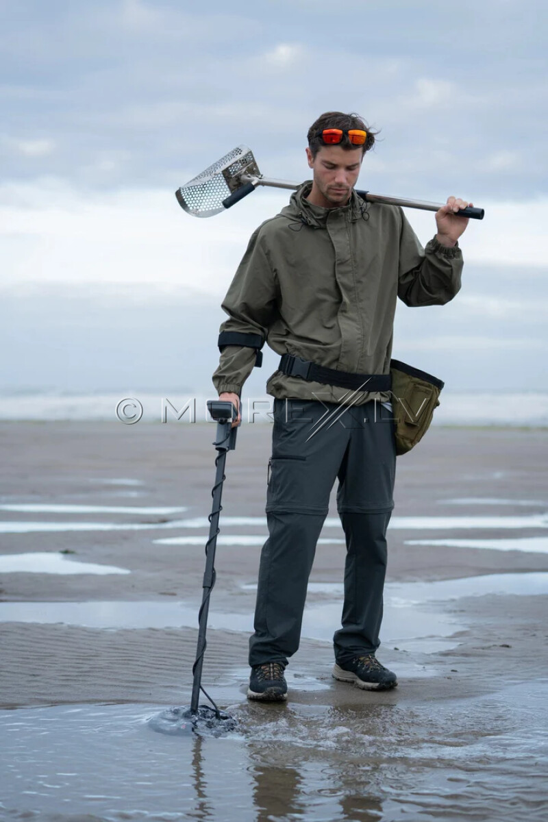 Minelab Vanquish 360 metāla detektors