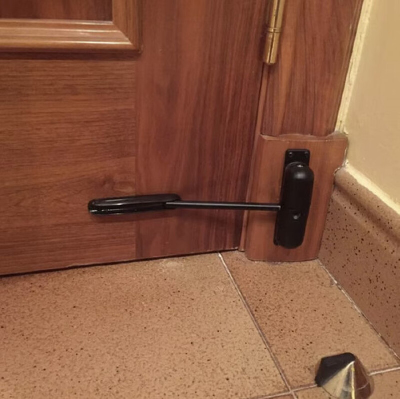 Door and gate closer up to 60kg