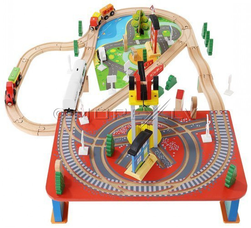 Wooden track with a railway (9363)