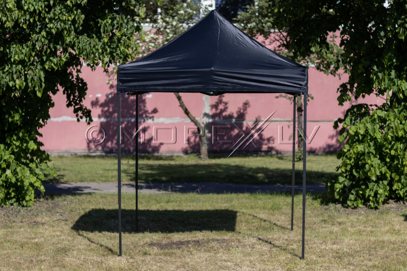 Nojumes jumta pārsegs 2 x 2 m (melna krāsa, auduma blīvums 160 g/m2)