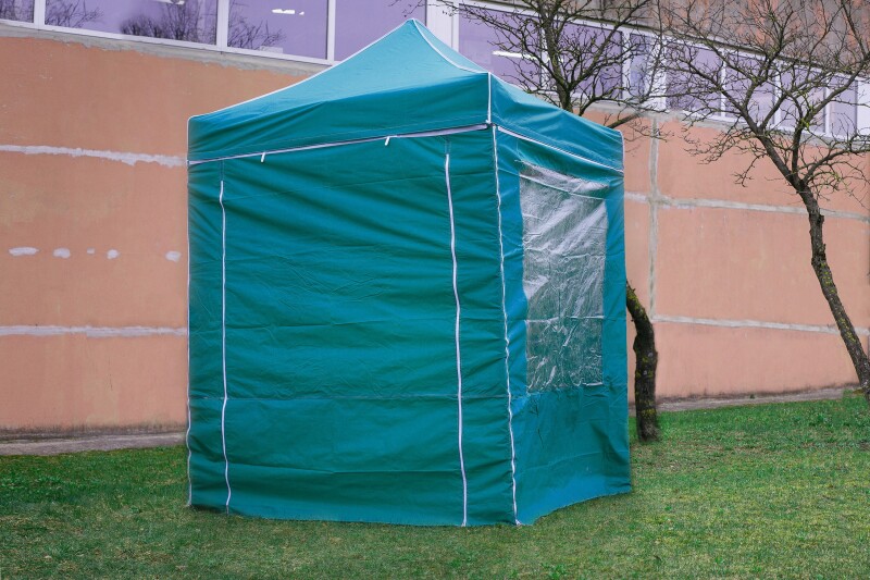 Pop Up Saliekamā nojume 2x2 m, ar sienām, Tumši zaļa, H sērija, tērauds (tents, paviljons, telts)