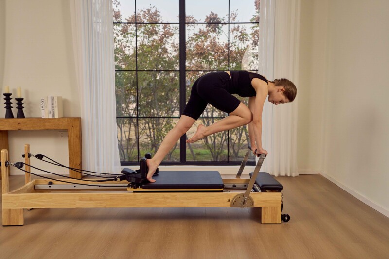 Professional Pilates Reformer Made of Solid Wood 60R