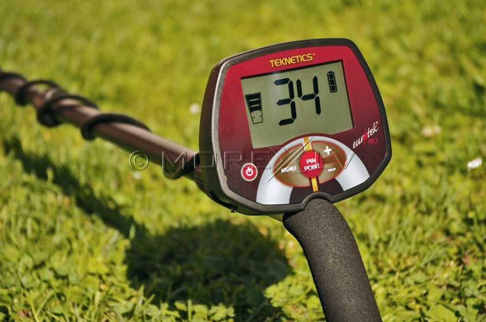 Teknetics EuroTek Pro 8 Metal Detector