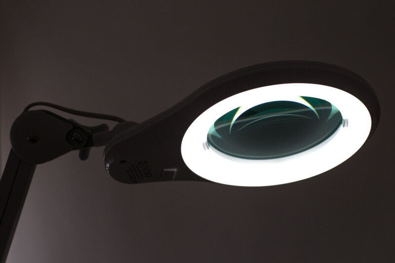 Lamp - Magnifier 9003LED-3D