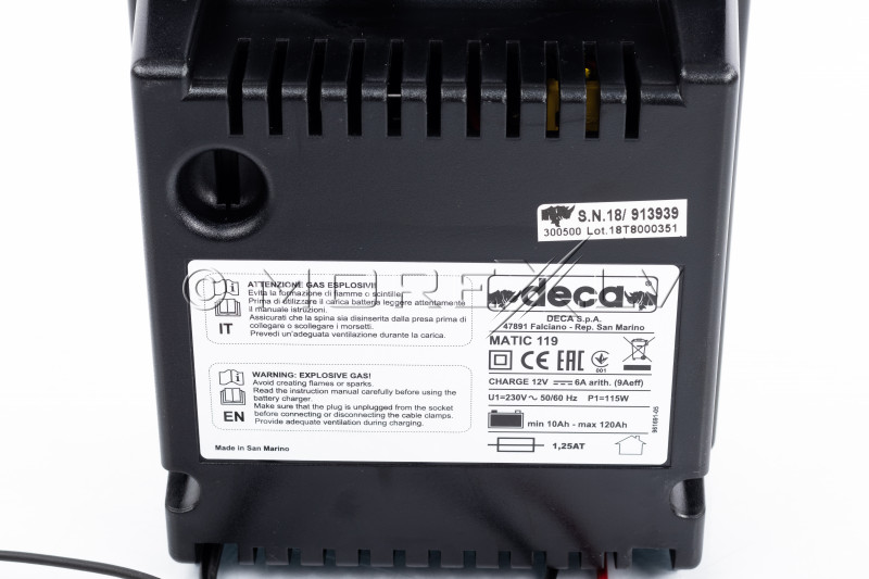 Laivu akumulatoru impulsa lādētājs DECA 9A