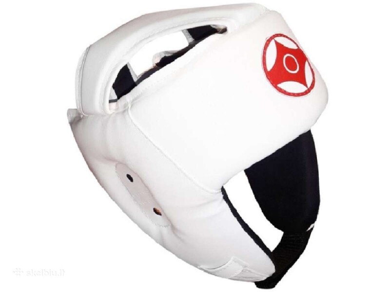 Helmet for karate LEOSPORT 00453