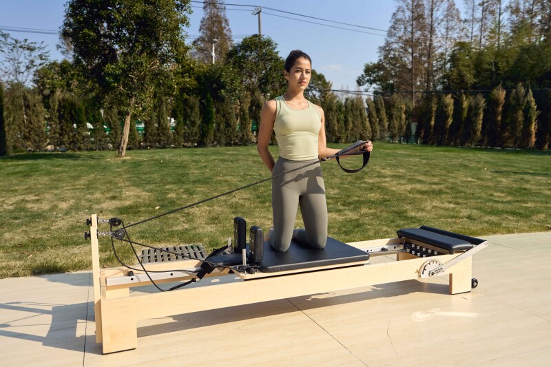 Professional Pilates Reformer Made of Solid Wood 60R