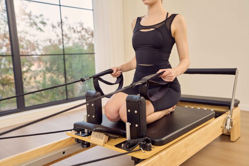 Professional Pilates Reformer Made of Solid Wood 60R