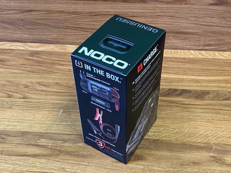 Зарядка для аккумулятора Noco Genius5 5A 6V/12V