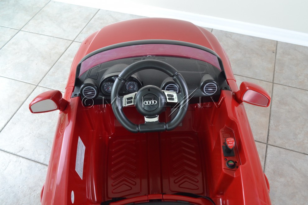 Kids electric car Audi TT